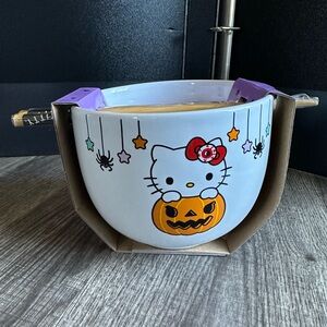 Hello Kitty Halloween KITTI IN PUMPKIN Ceramic Ramen Bowel